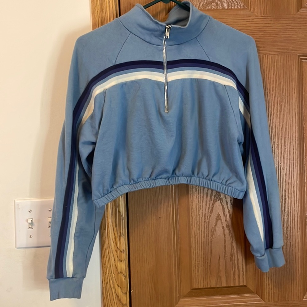 Cropped zip up pullover Pacsun